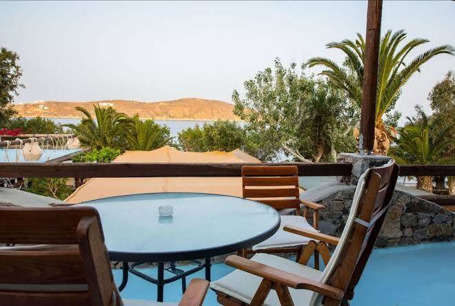 Vassilia on the beach serifos