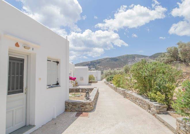 Vrissiana studios sifnos