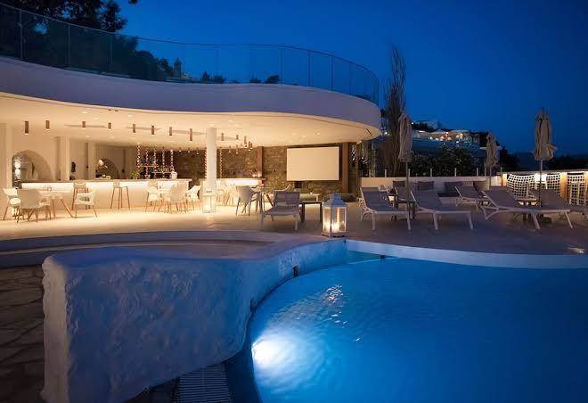 Albatros Club Mykonos Image