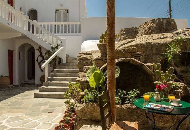 Alexandra pension