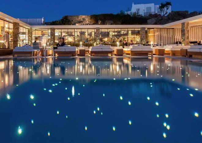 Bill & coo suites and lounge