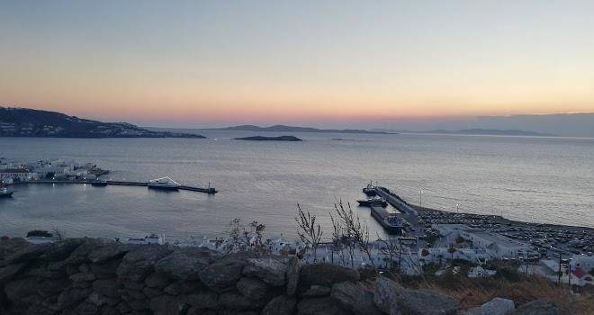 Mykonos up