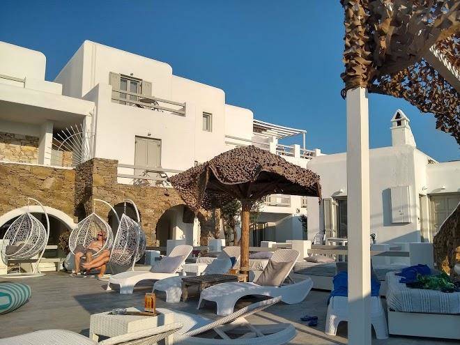 Paola's town hotel