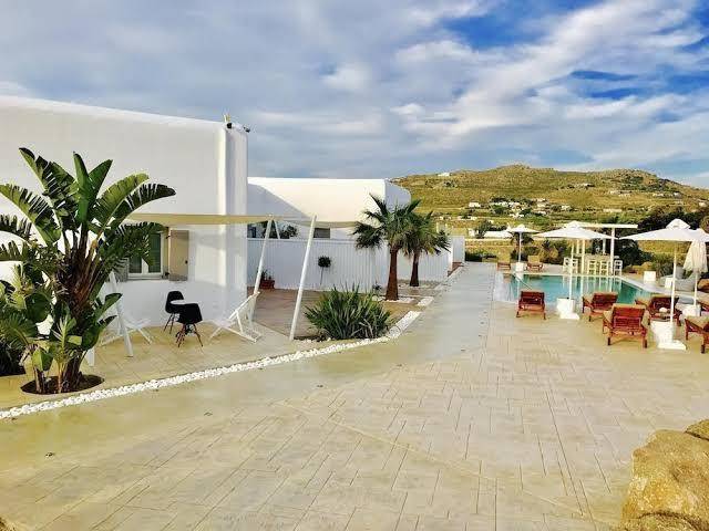 Queen boutique suites
