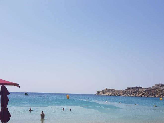 Super paradise beach club