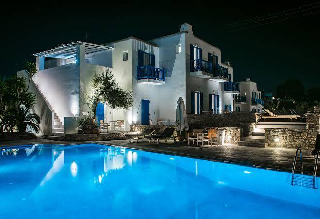 Vienoula's garden hotel