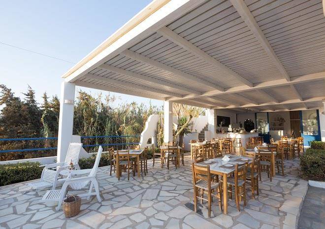 Akti kastraki beach complex naxos