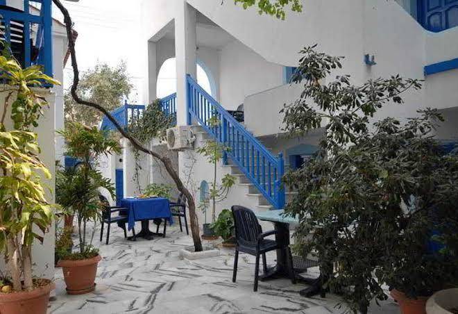 Barbouni hotel
