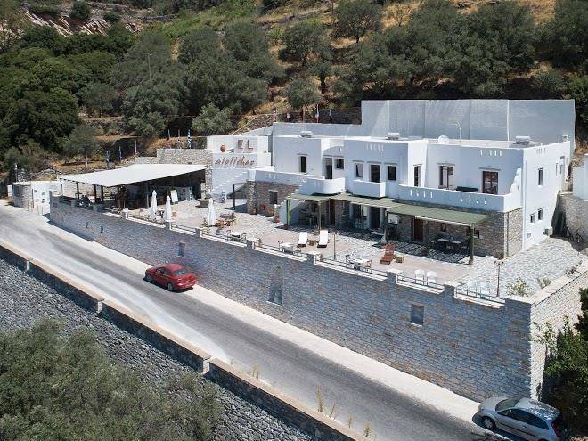 Elaiolithos luxury retreat