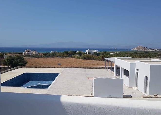 Evripus suites