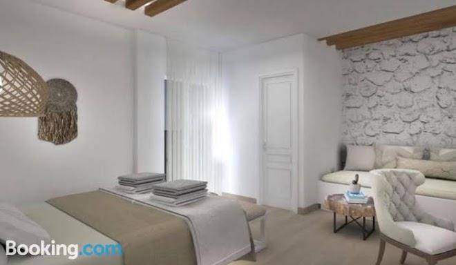 Naxian Spirit Inn Image