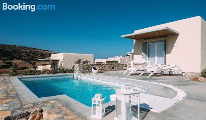 Schinoza luxury suites