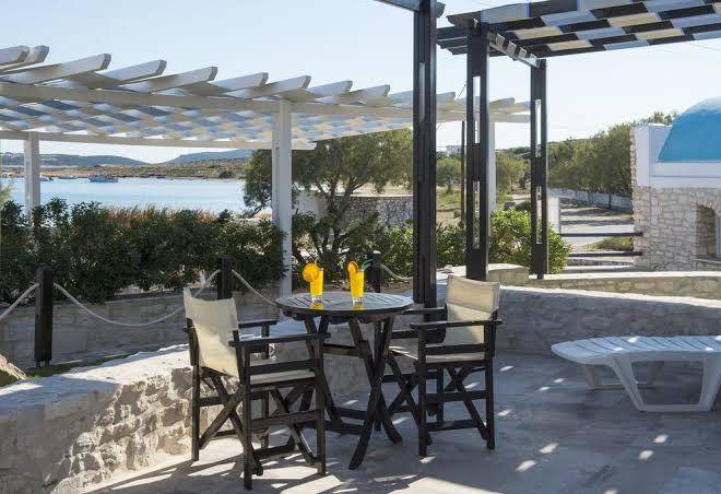 Contaratos beach hotel