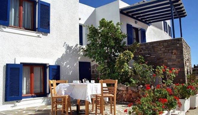 Holidays in paros