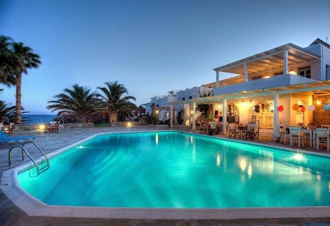 Paros filoxenia