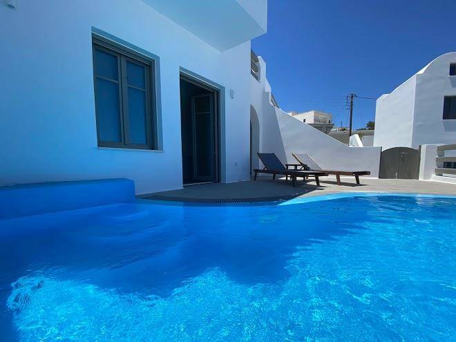 Amphitrite suites santorini