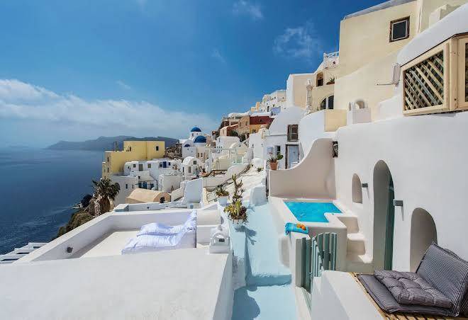 Antique mansion oia