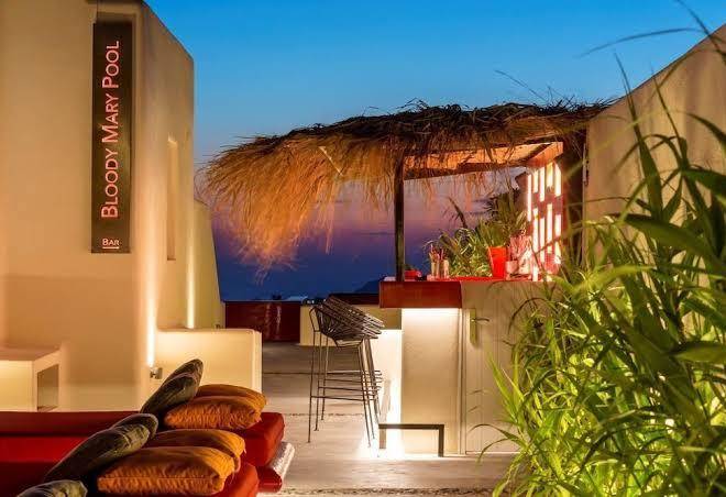 Art hotel santorini