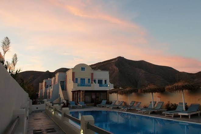 Blue Diamond Bay Image