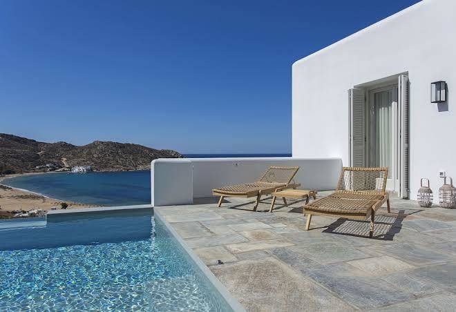 Farout beach club