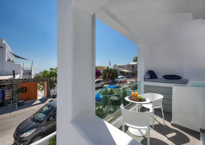 Harmony suites santorini