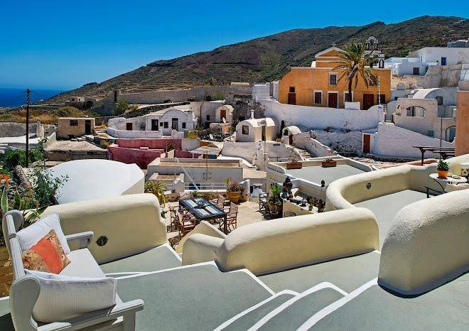 Heliophos Boutique Caves Image