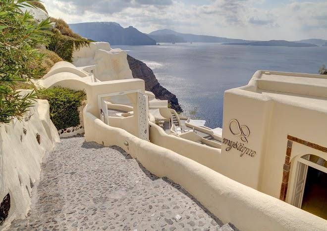 Mystique a luxury collection hotel santorini
