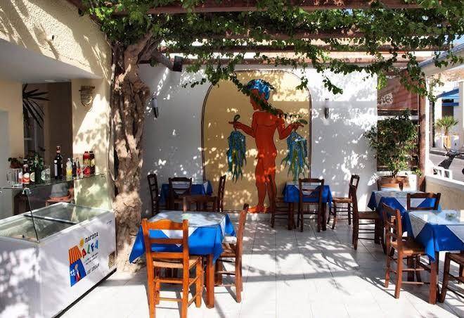 Narkissos Hotel Image