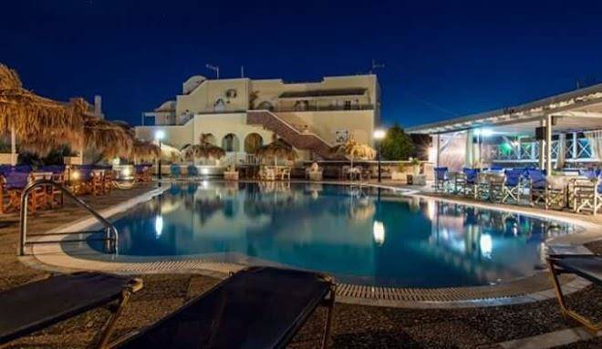 Hotel sea side perivolos