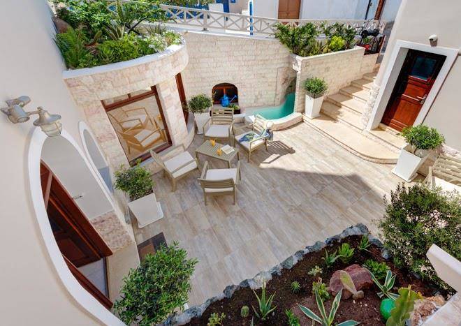 Suite home santorini