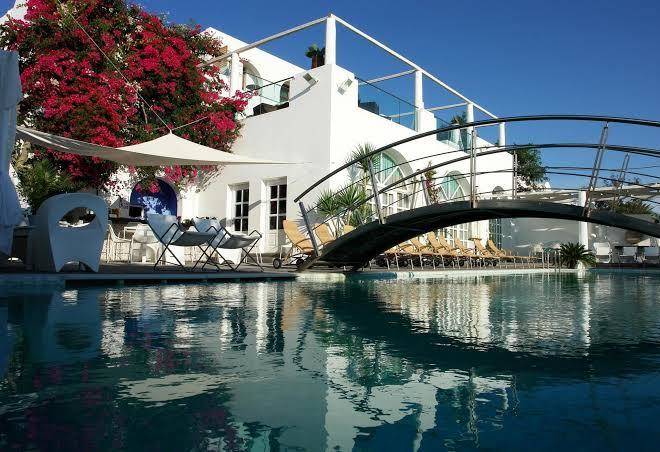 Theoxenia hotel santorini