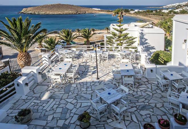 Porto raphael residences & suites