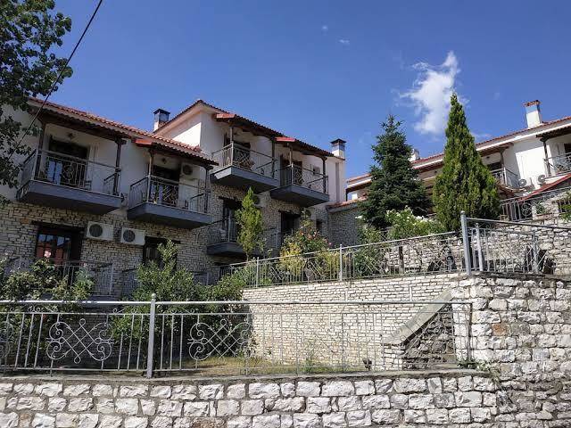 Dolopia hotel