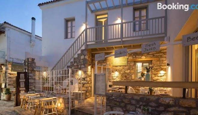 L anima boutique suites