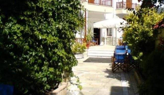 Pothos hotel