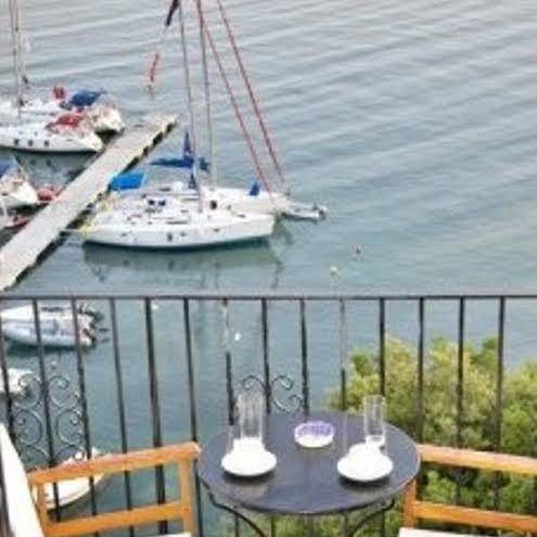 Skopelos rania studios