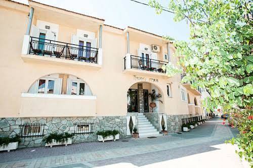Thymi's home hotel