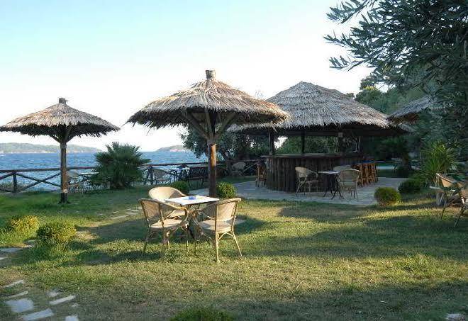 Vassilias beach hotel