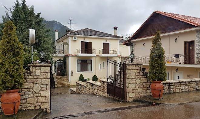 Aroanios Hotel Image