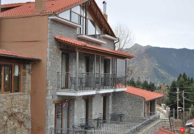 To Pandoxeio Tis Rinas Image