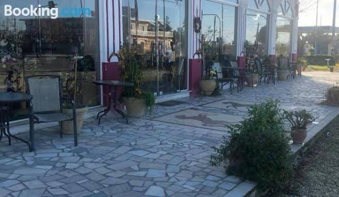 Altounis hotel