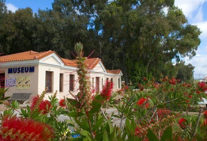 Arethousa hotel