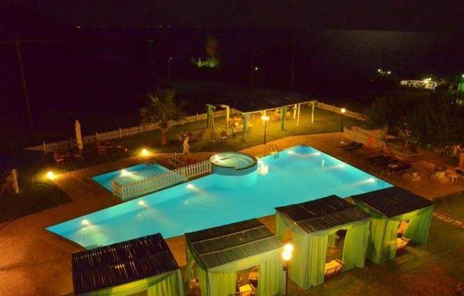 Glyfa Beach Hotel Restaurant Image