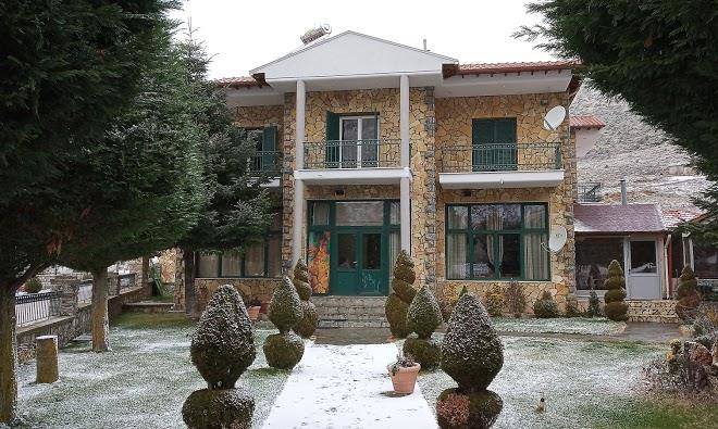 Krystal Florina Hotel Image