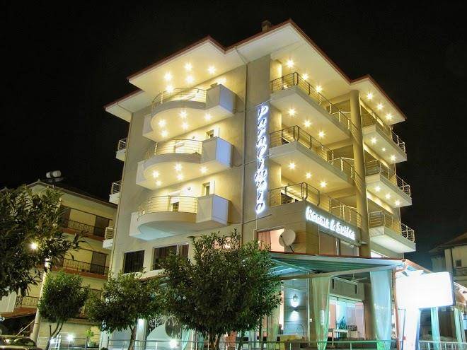 Paralimnio suites