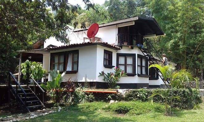 La poza river lodge