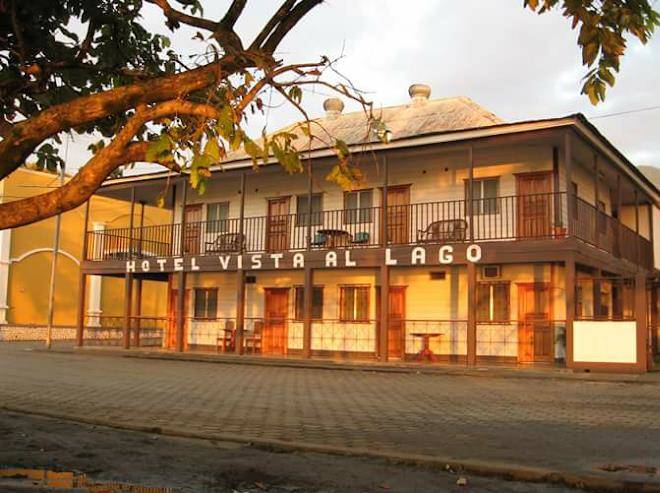 Hotel vista al lago
