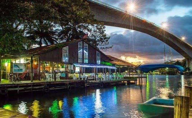Hotel y restaurante backpackers