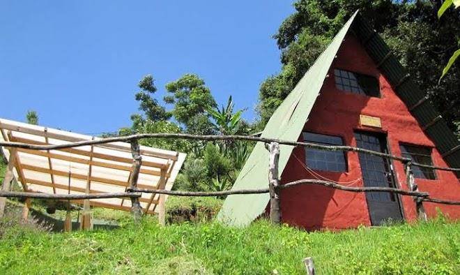 Earth lodge