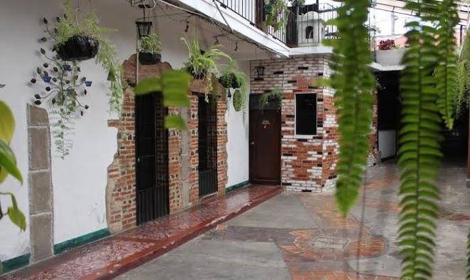 Hotel calle ancha